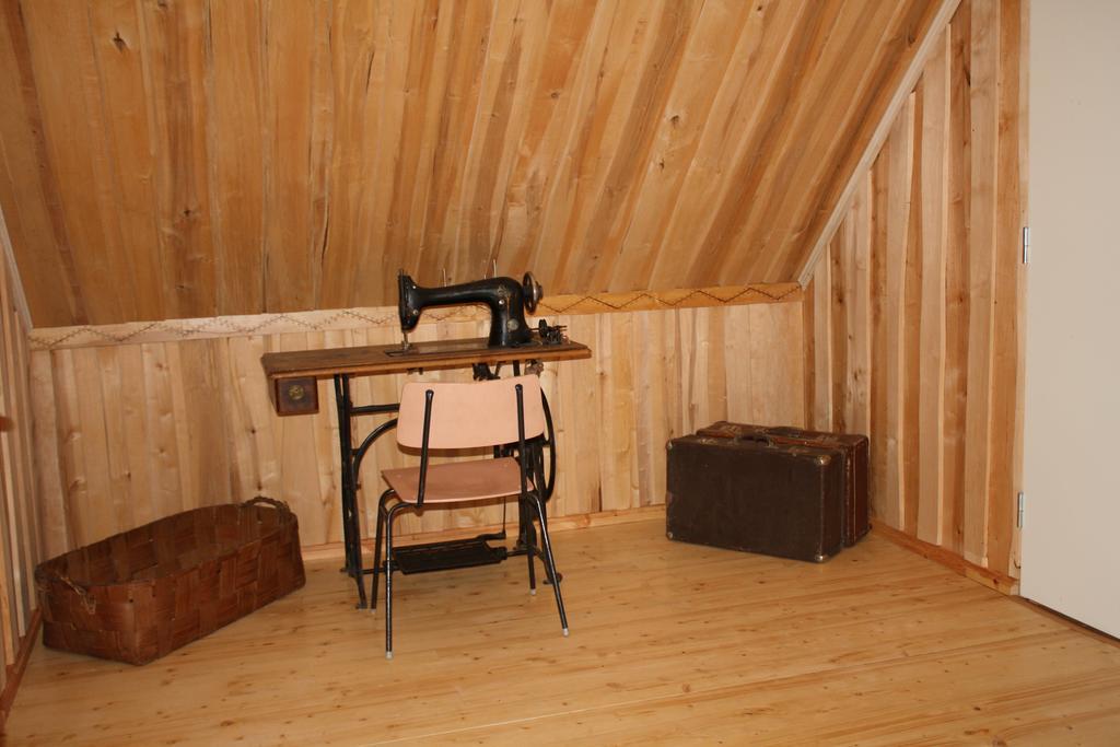 Hotel Jaama Puhkemaja à Raigastvere Extérieur photo